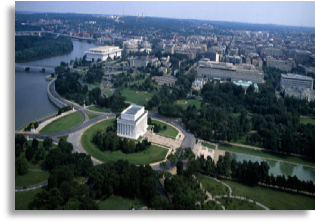 The Washington DC National Mall looking at the Lincoln Memorial